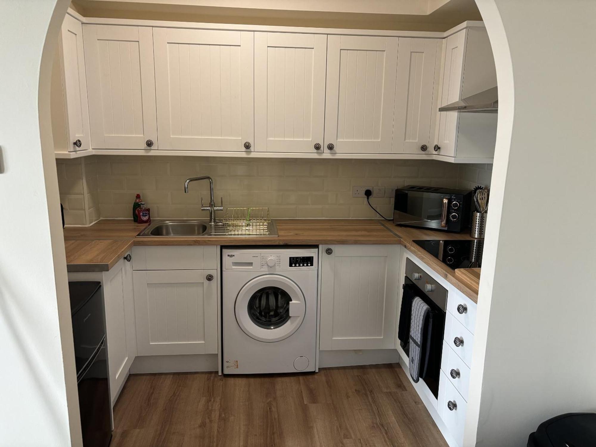 Central - 1 Bed, Cosy Retreat Свіндон Екстер'єр фото